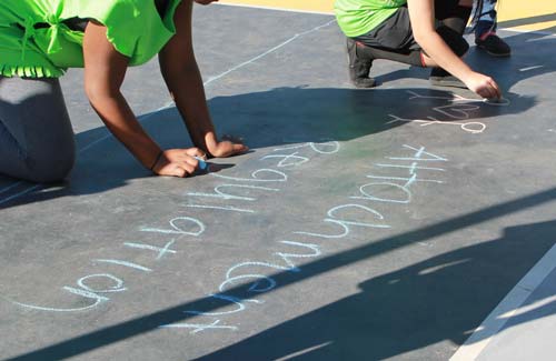  Young people who have experienced severe trauma learn about Attachment and Regulation.